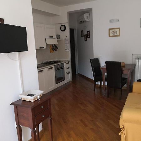 Grazioso Appartamento In Centro A Numana Εξωτερικό φωτογραφία